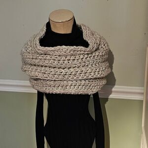 Handmade Crochet Soft and Chunky Infinity Red Scarf. Very stylish! Color Oatmeal